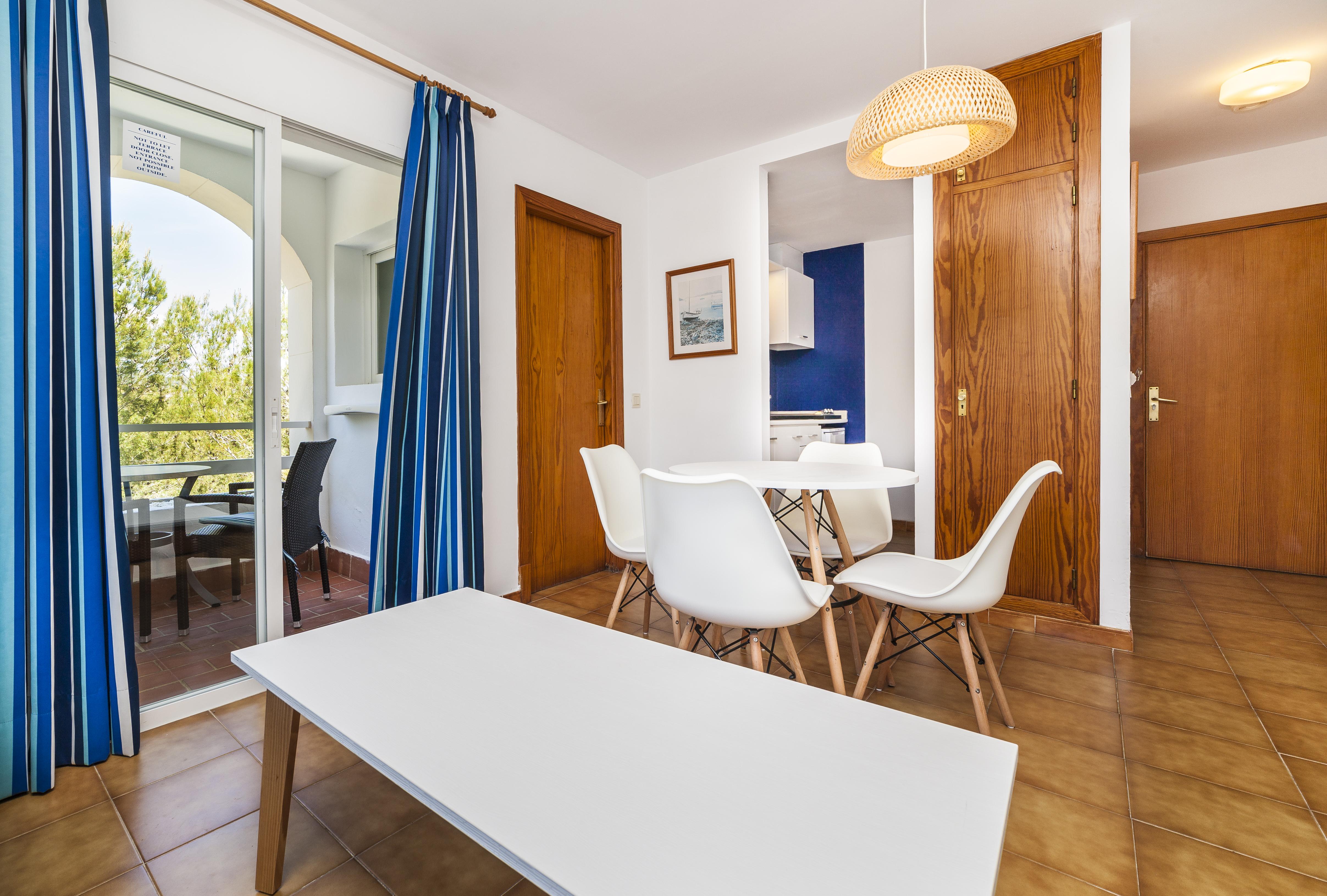 Globales Cala Vinas Only Adults 16 * Cala Vinas (Mallorca)